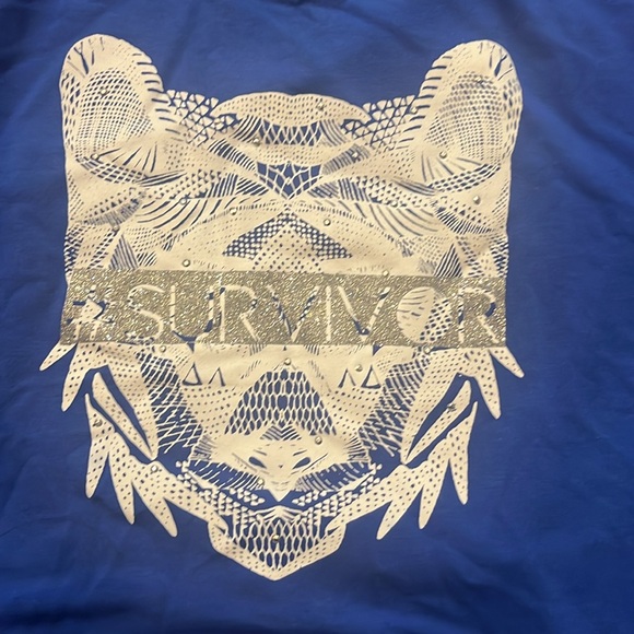 Blue and Black Sweater with Graphic Design - Picture 5 of 8